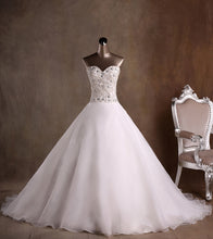 'Tulipa' 1952 Ball Gown Wedding Dress