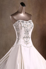 'Imagene' Ball Gown Wedding Dress